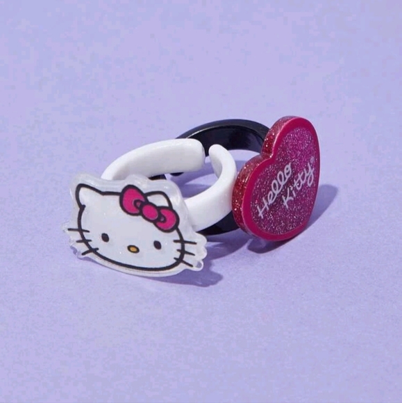 SET! 2 Hello Kitty Rings - Picture 5 of 6
